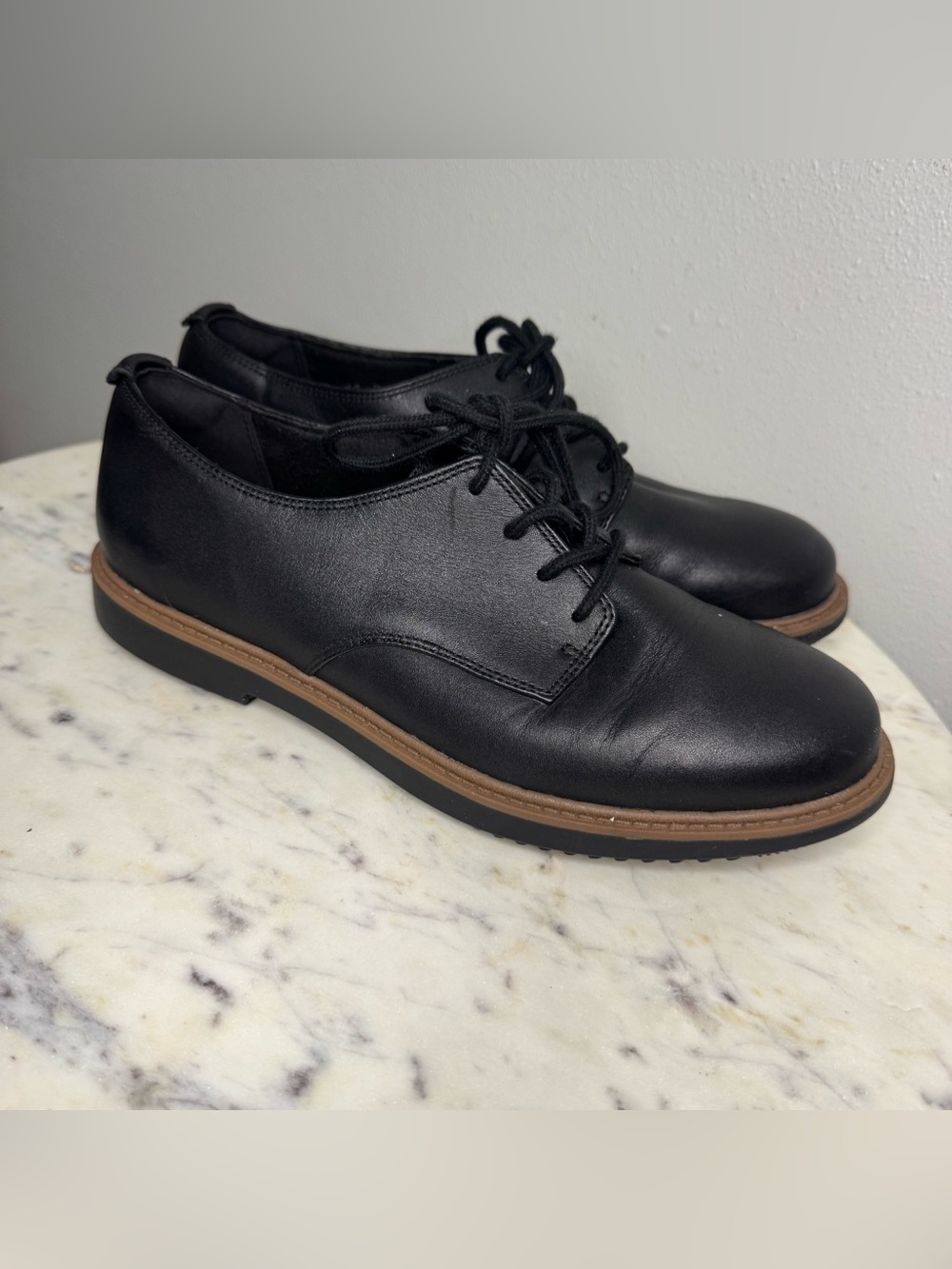 Clarks Collection Shoes Size 7 M
Leather black shoes comfort MAKE ME AN OFFER!